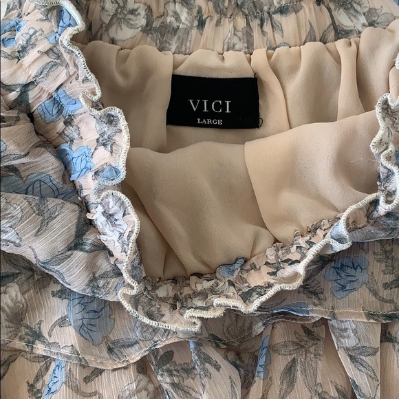 VICI floral set - Picture 4 of 6